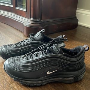 Kids size 7Y Nike Air Max 97